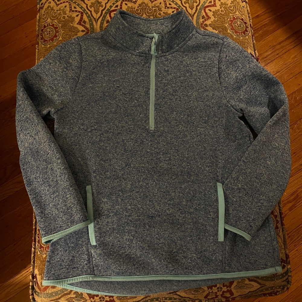 Girls Athletic pullover (nwot)